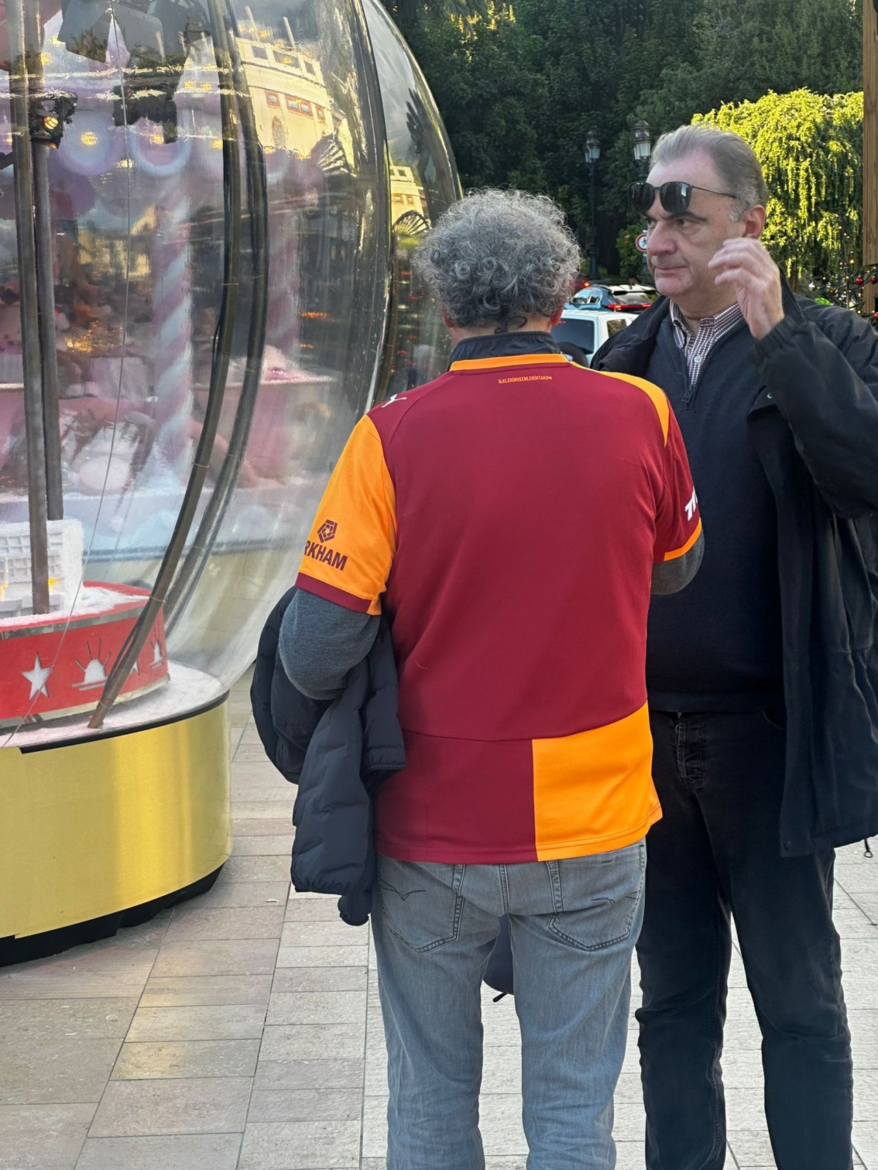 Galatasaray'ın Monaco deplasmanında karaborsa skandalı! Yüzlerce taraftar mağdur oldu 4