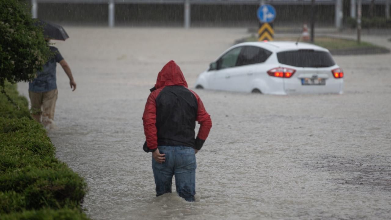 Meteoroloji duyurdu! Birçok il için sağanak ve kar alarmı 19