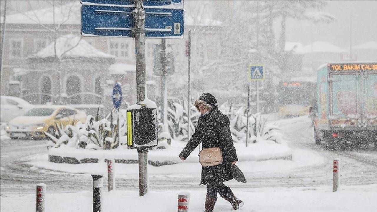 İstanbul için tarih verildi! Megakent beyaza bürünecek: Kar yağışı kapıda 3