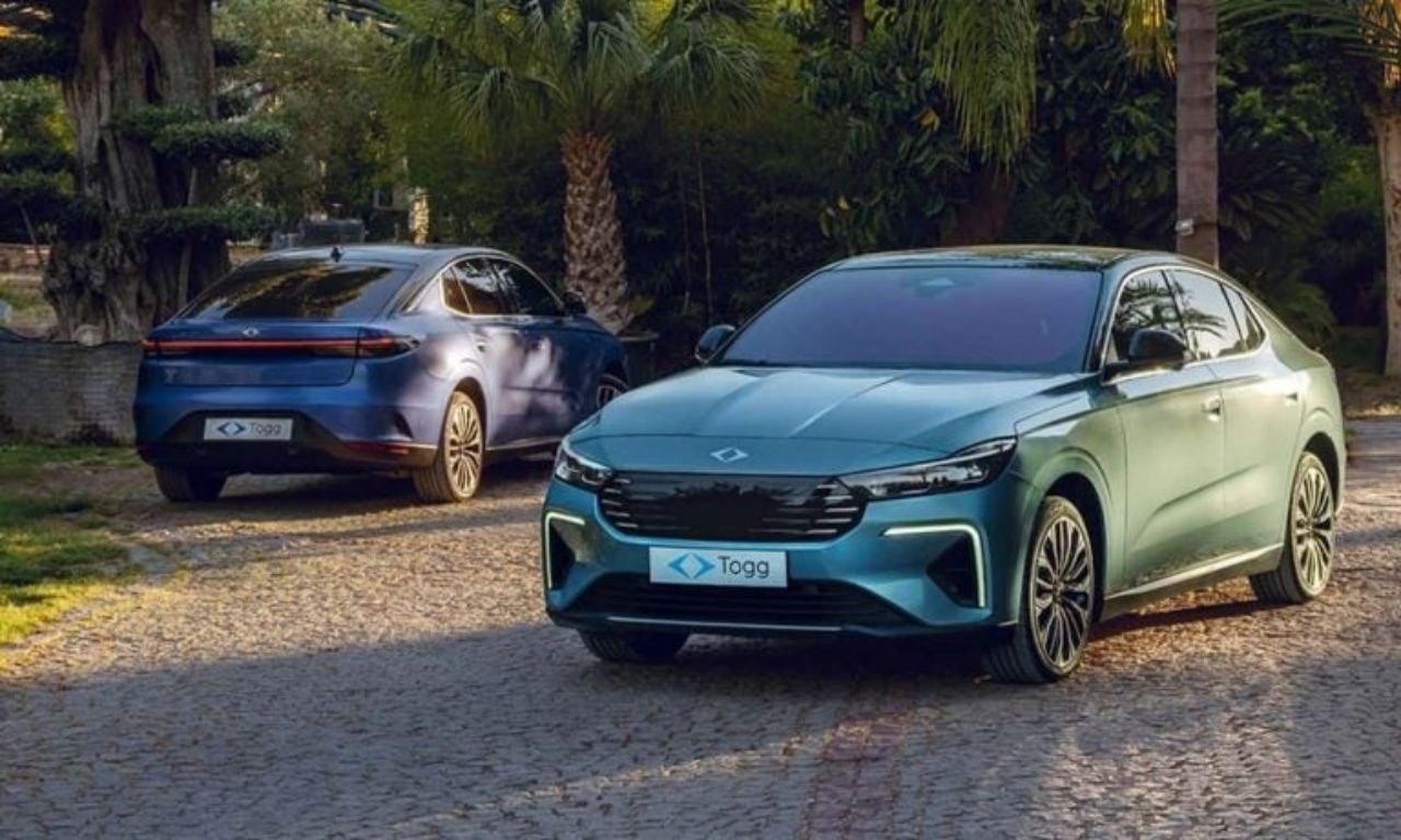 Togg zirveyi kimseyi bırakmıyor! Türkiye'de en çok satılan elektrikli otomobiller belli oldu 12