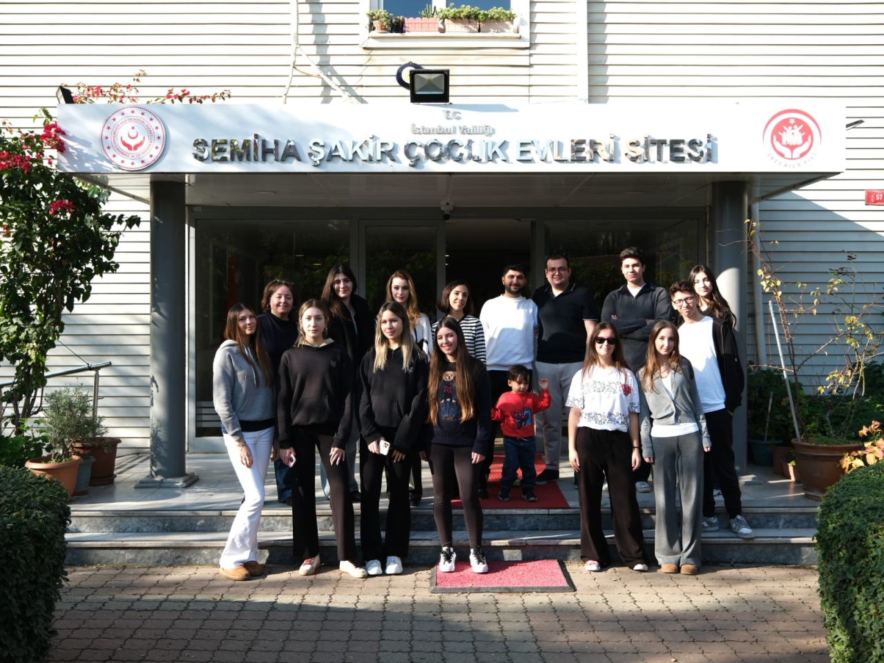Sainte Pulchérie Fransız Lisesi'nin geçleri birbirimizden sorumluyuz dedi, çocuklara unutulmaz bir gün yaşattı 3