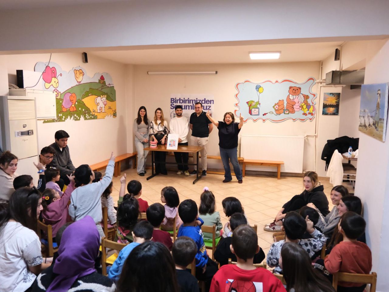 Sainte Pulchérie Fransız Lisesi'nin geçleri birbirimizden sorumluyuz dedi, çocuklara unutulmaz bir gün yaşattı 6