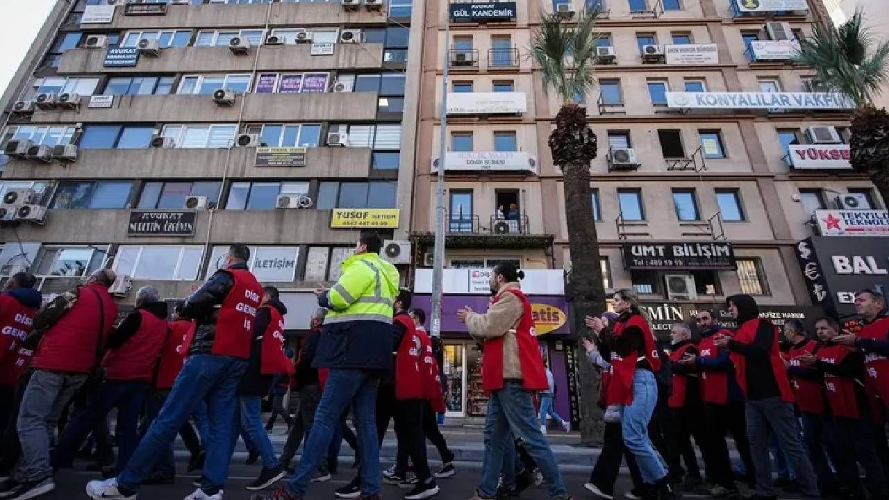 Maaş krizi büyüyor! 33 bin işçi ayakta: İzmir’de grev üçüncü gününü geride bıraktı 3