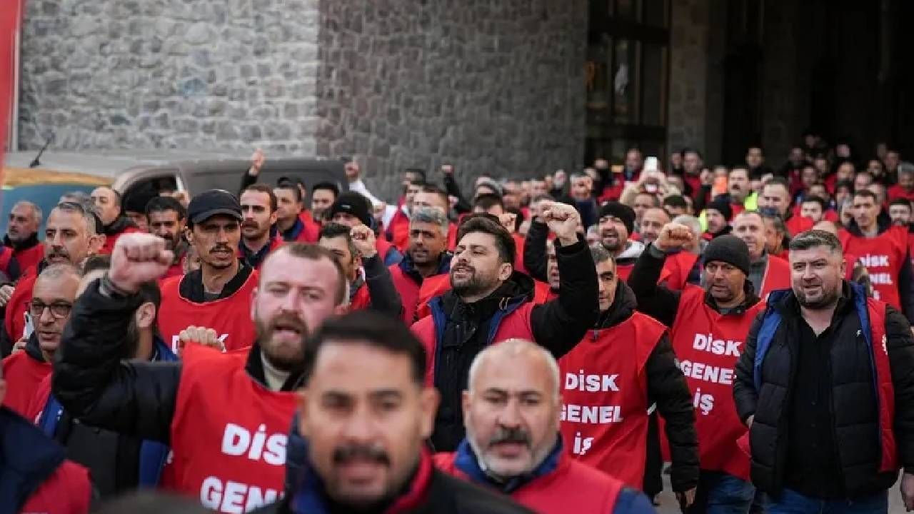 Maaş krizi büyüyor! 33 bin işçi ayakta: İzmir’de grev üçüncü gününü geride bıraktı 5