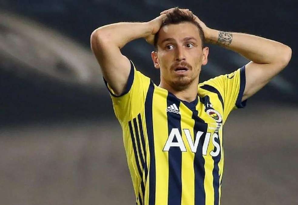 Mert Hakan'a bir darbe de Fenerbahçe'den geldi 7