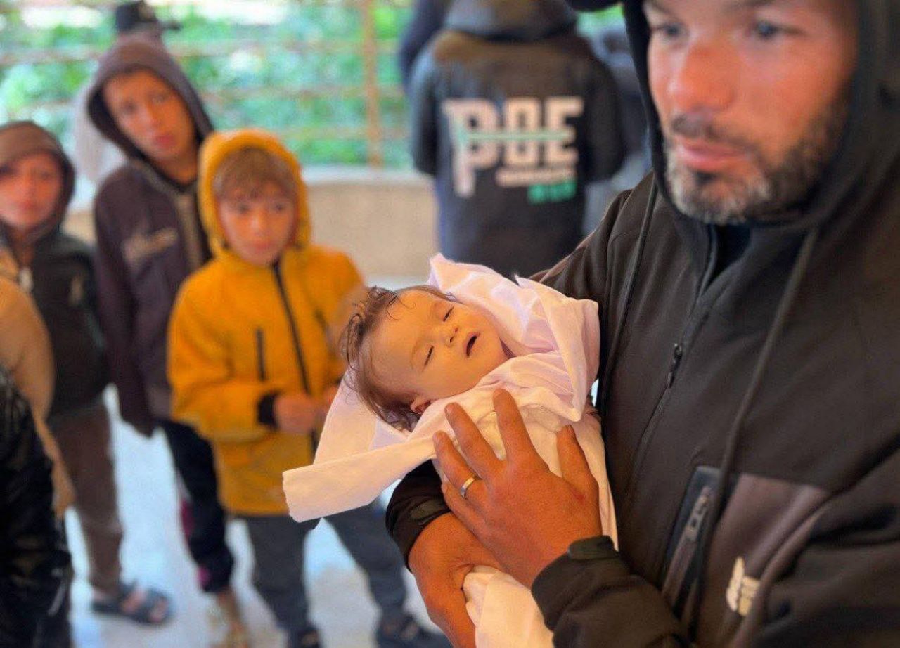 Dünyanın utancı: Gazze'de bebek soğuktan öldü! Çadırları su bastı, 6 aylık bebek donarak can verdi... 2
