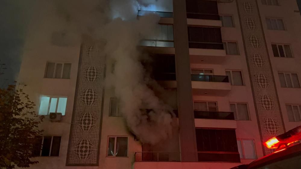 Diyarbakır'da hareketli dakikalar! Evi ateşe verdi 3