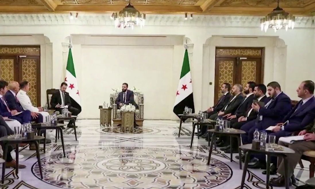 ABD, SDG terör örgütüne desteği bitiriyor! ABD'li general duyurdu: CENTCOM, örgütün Şam’a entegre edilmesini resmen destekliyor 3