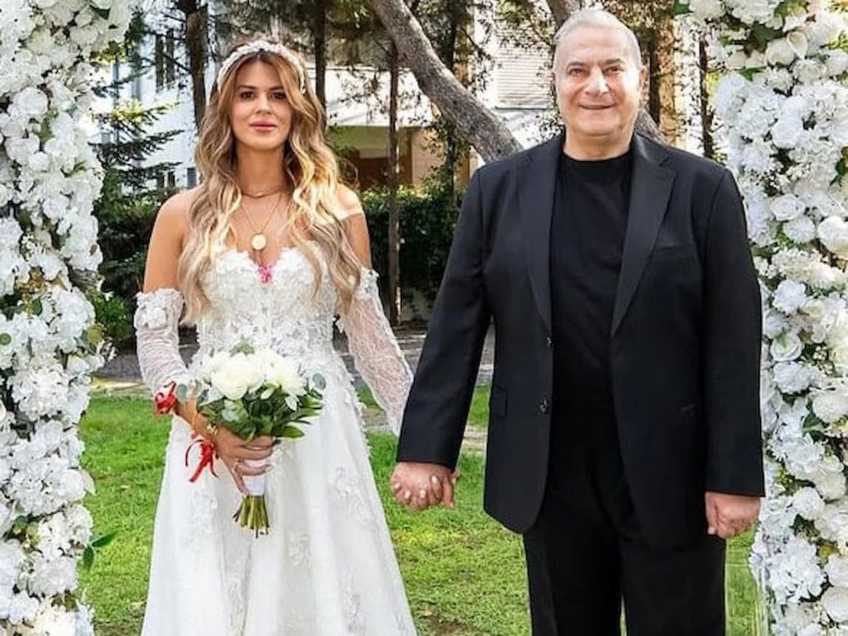 Cinsel itirafları günlerce konuşulmuştu... Mehmet Ali Erbil ve Gülseren Ceylan boşanıyor mu? Sosyal medya detayı her şeyi el verdi... 3