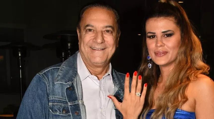 Cinsel itirafları günlerce konuşulmuştu... Mehmet Ali Erbil ve Gülseren Ceylan boşanıyor mu? Sosyal medya detayı her şeyi el verdi... 2