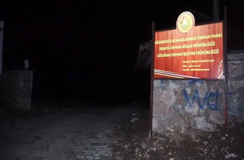 Burdur'da gökyüzündeki bilinmeyen ışık paniğe neden oldu! Bakın gerçek ne çıktı 1