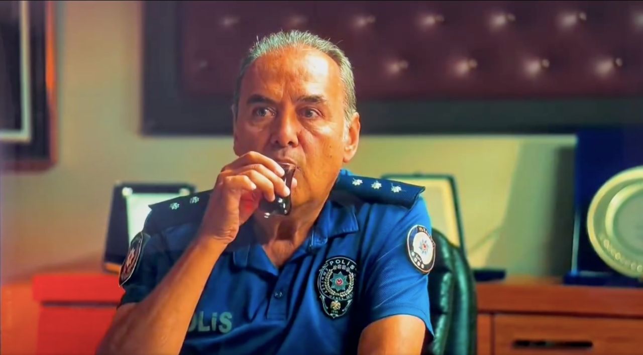 Asena Keskinci’nin Jasmine dizisindeki erotik sahneleri olay oldu! Başkomiser sahnesi Türkiye’yi karıştırdı... "Daha maaşımı almadım..." 8