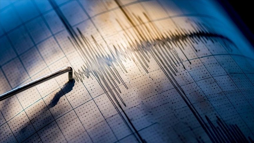 Rusya'da 5.5 şiddetinde deprem meyana geldi 1