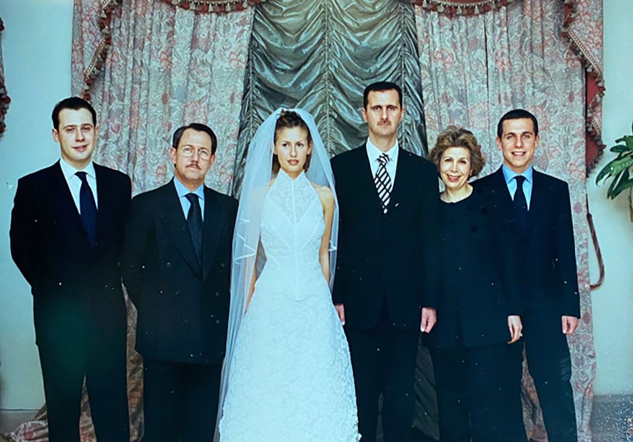 Suriye'yi kana buladı, Moskova'da sefa sürüyor... Esad ailesinin Rublyovka’daki hayatı deşifre oldu! Yaşadıkları mahalle ortaya çıktı... 11