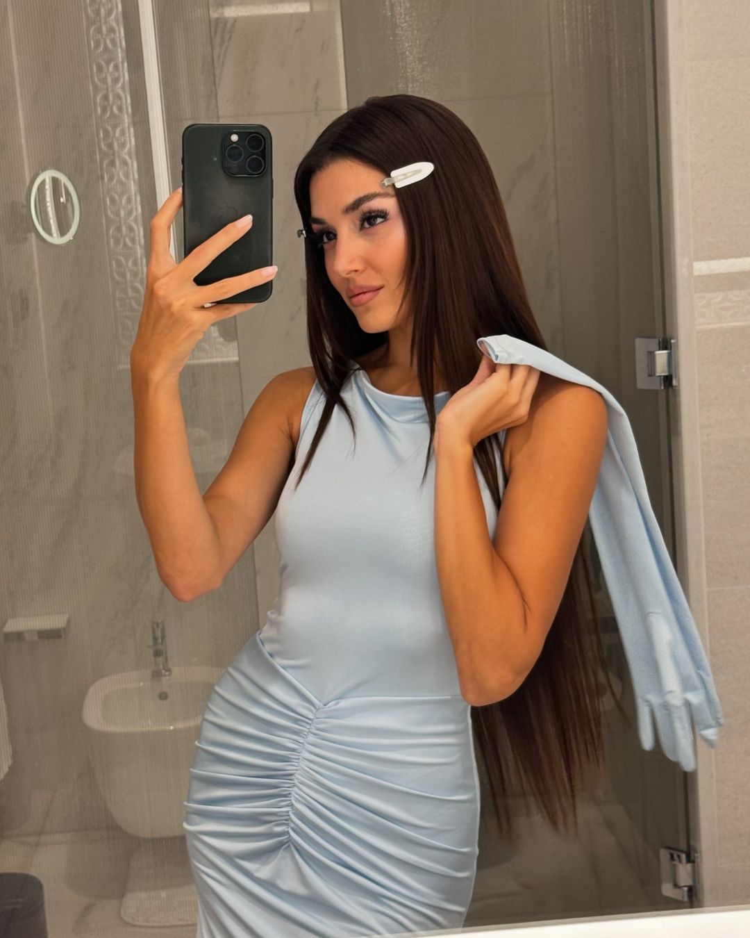 Hande Erçel, Londra'ya mı taşınıyor? Dikkat çeken gayrimenkul yatırımı: 200 milyon liralık ev satın aldı 7