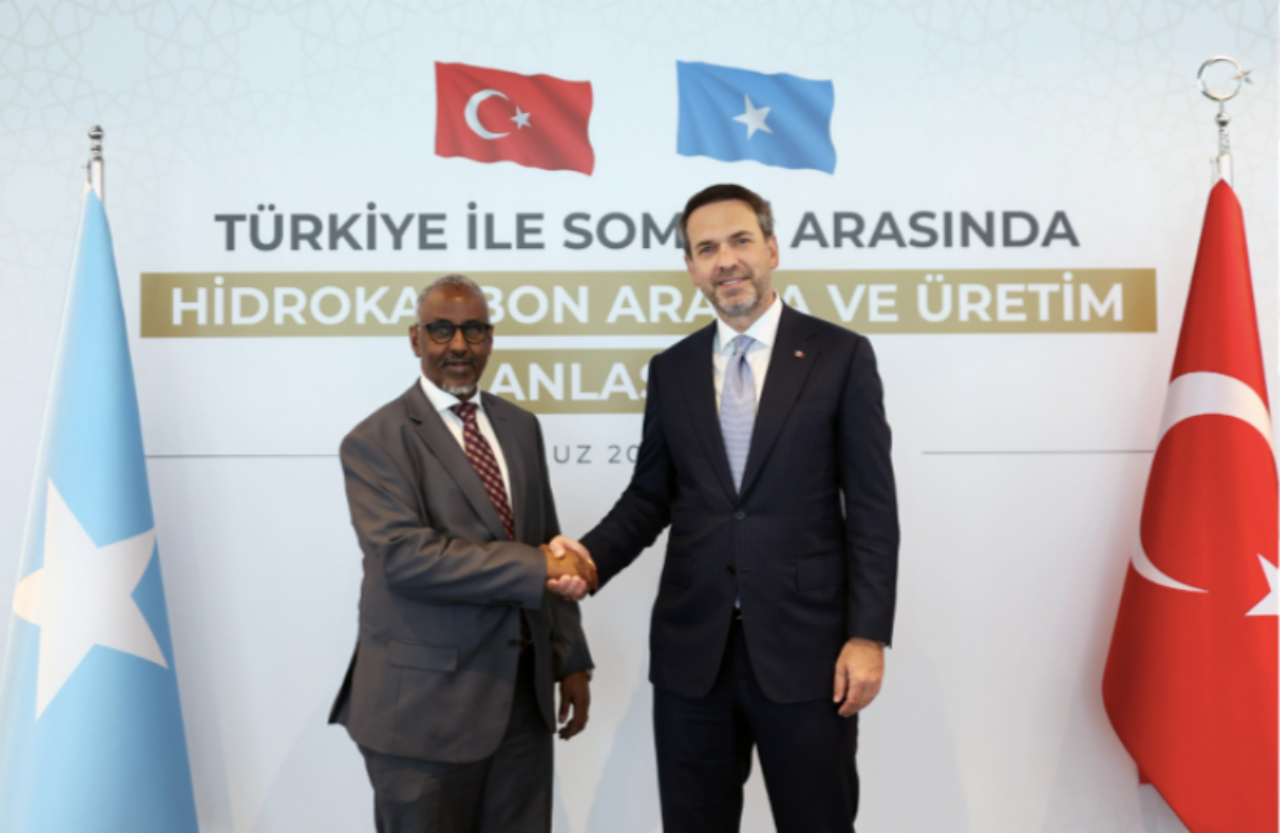 80 yıllık tüketime eşdeğer! Türkiye Somali’de petrol ve doğalgaz arama faaliyetlerini 2026’da sondaja taşıyacak 5