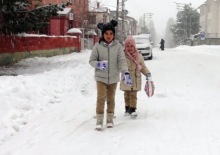 Meteoroloji'den 9 ile kar yağışı uyarısı! İşte kar yağışı beklenen illerimiz... 4