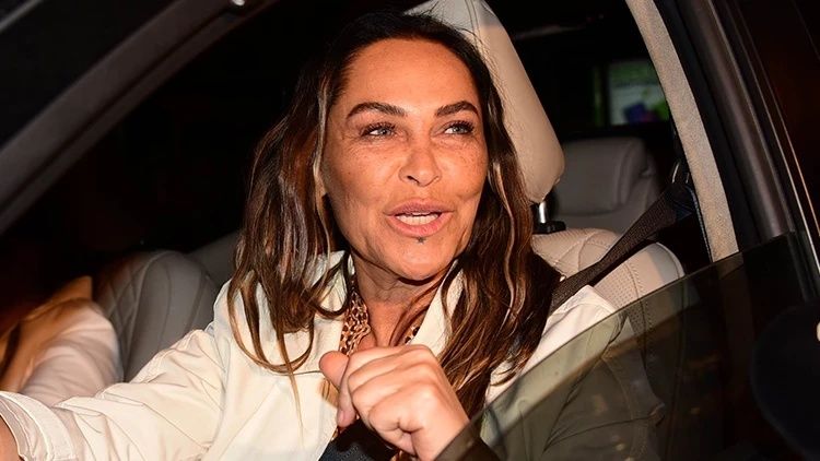 Yıldız Tilbe ve Hülya Avşar arasında "çirkinsin" polemiği... İddialar sonrası Tilbe'den açıklama var: Benim ağzımdan çıkmadı! 7