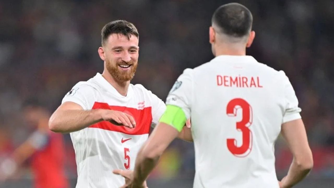 Galatasaray ile Beşiktaş, milli futbolcunun peşinde 7