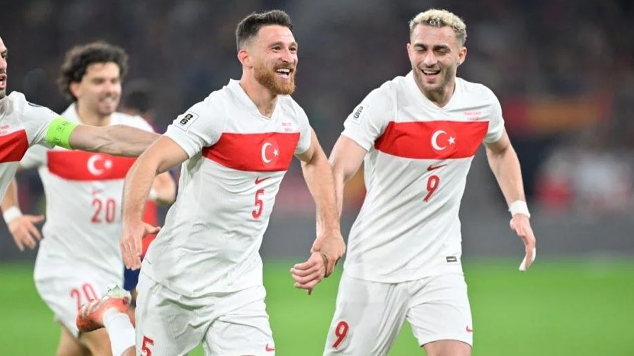 Galatasaray ile Beşiktaş, milli futbolcunun peşinde 9