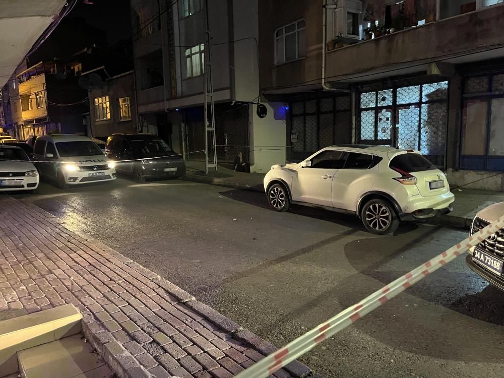 Bağcılar'da hareketli dakikalar! İş yerine silahlı saldırı 2