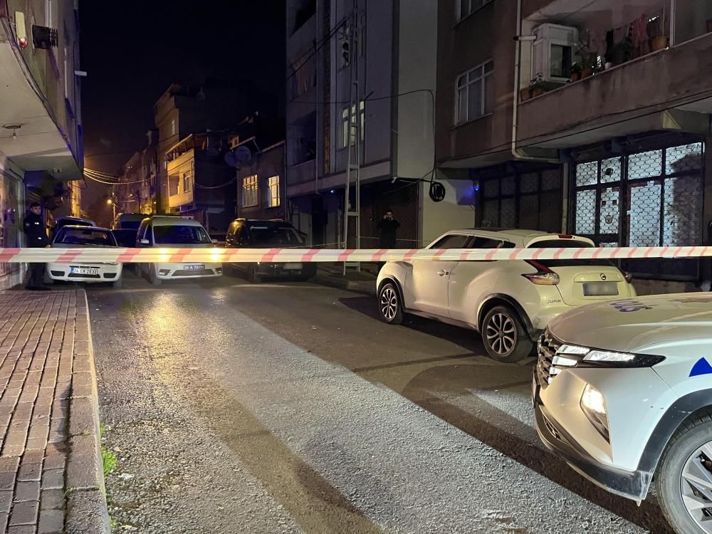 Bağcılar'da hareketli dakikalar! İş yerine silahlı saldırı 3