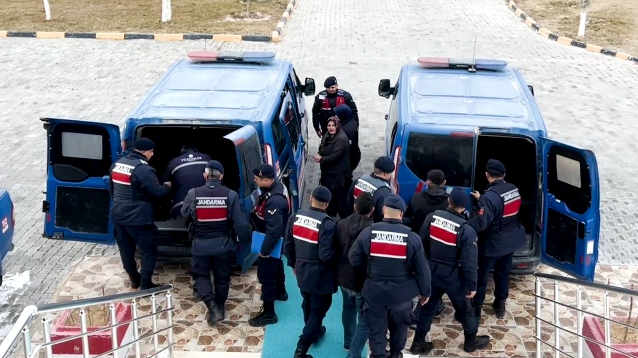Mali sistemin altını oyan ağ deşifre edildi! 26 şirket ve mali müşavirlere kara para operasyonu! Suçlama: Hayali ticaret ile sahte fatura üzerinden kara para aklama! 3