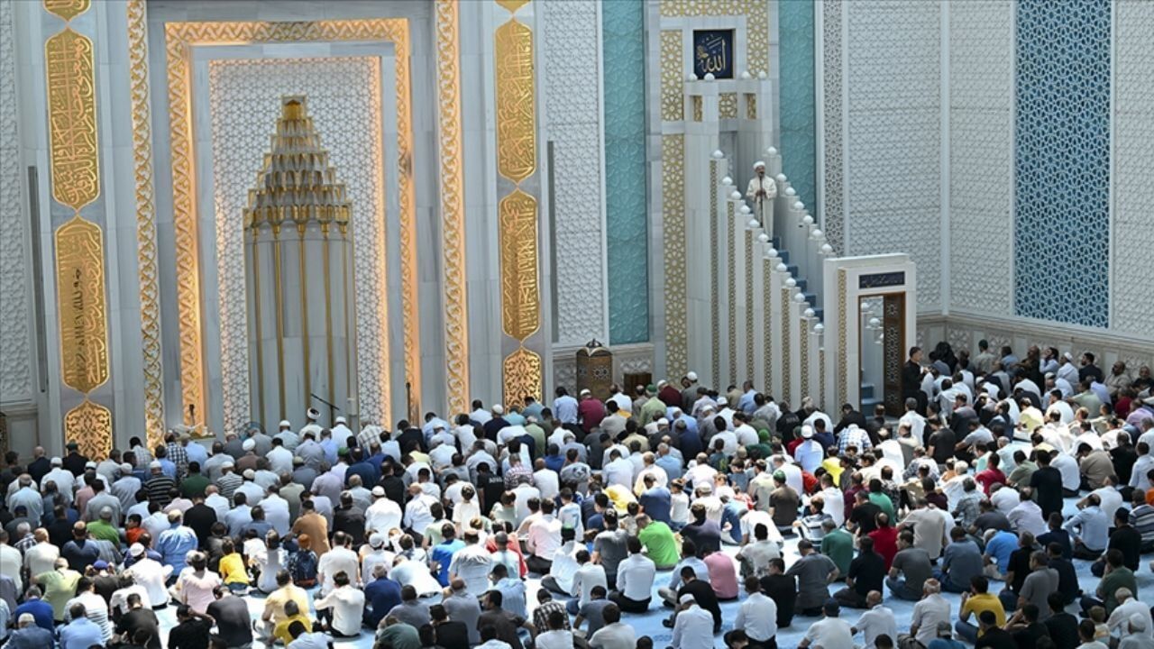 Türkiye’nin konuştuğu skandallar sonrası Diyanet'ten manidar Cuma Hutbesi: Uyuşturucu aklı, fuhuş hayatı yok eder! 6