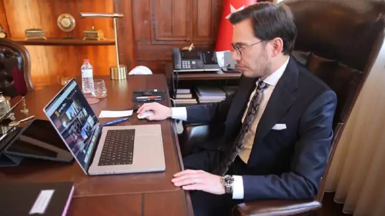 Belediye Başkanının odasına cihazı koymuşlardı: Yakalanan isim şaşırdı: "Kendimi nasıl yakalattım" 4