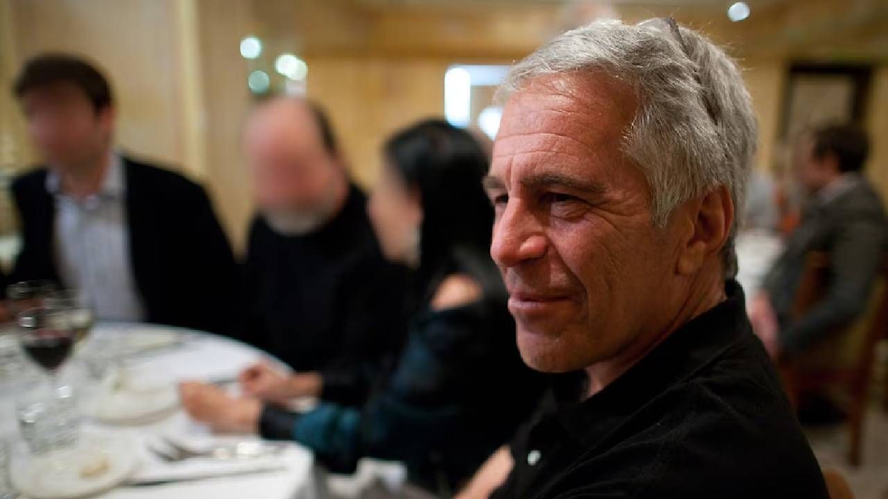 Her gün yeni detay... ABD’de açılan Epstein belgeleri ortalığı karıştırdı: Michael Jackson detayı 2