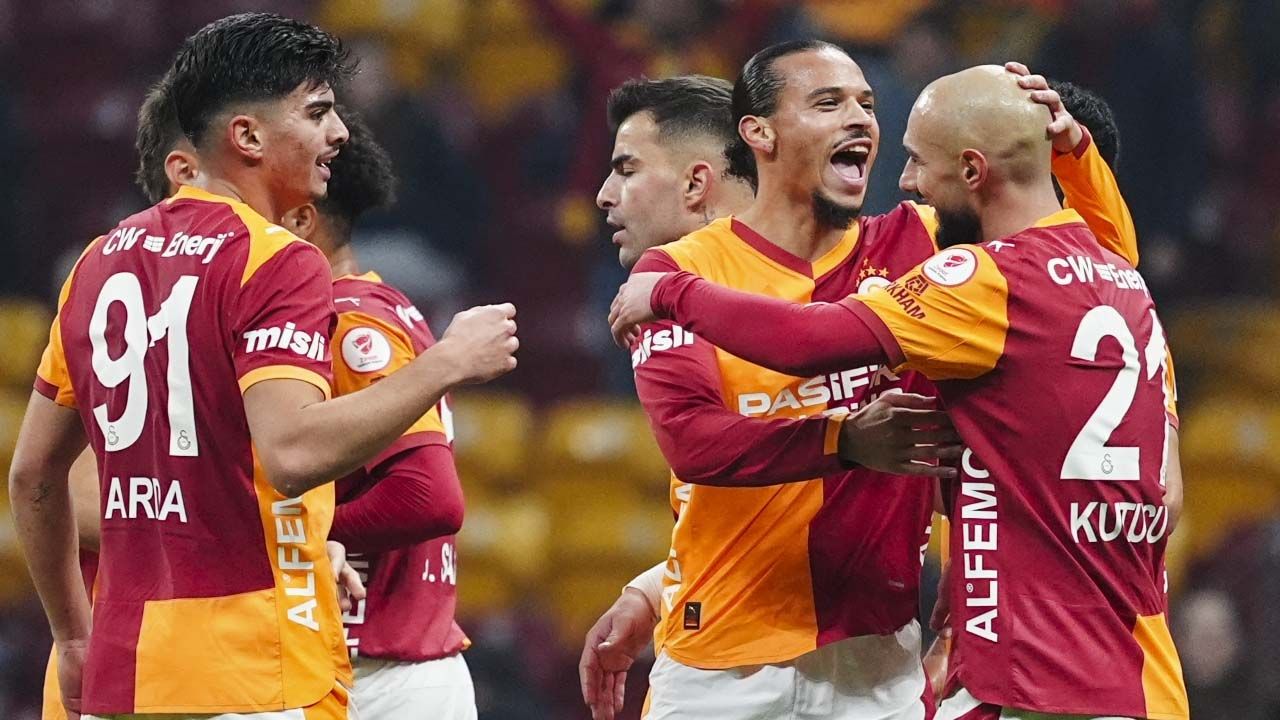 Galatasaray'ın Kasımpaşa maçı ilk 11'i belli oldu! Okan Buruk Mauro Icardi için son kararını verdi: Cimbom liderliği geri almak istiyor 2