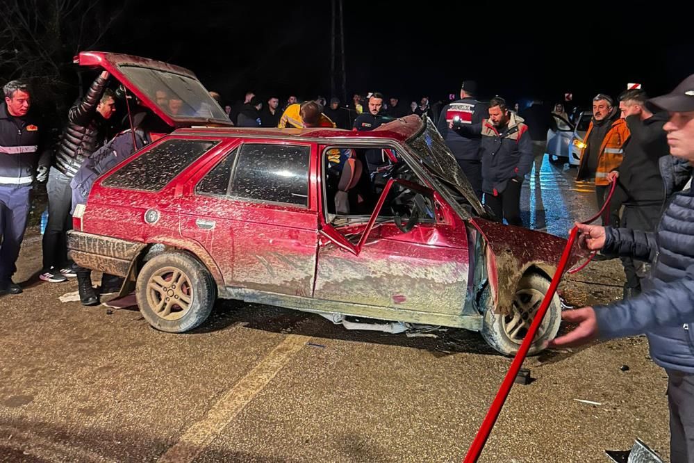 Bolu’da korkunç kaza: 1’i ağır 6 yaralı 1