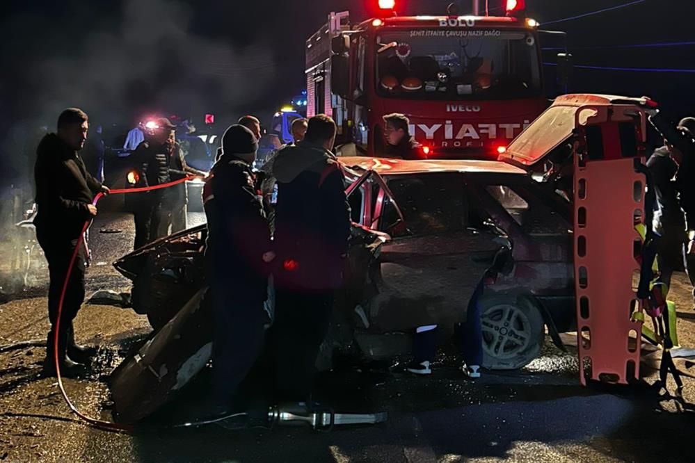 Bolu’da korkunç kaza: 1’i ağır 6 yaralı 3