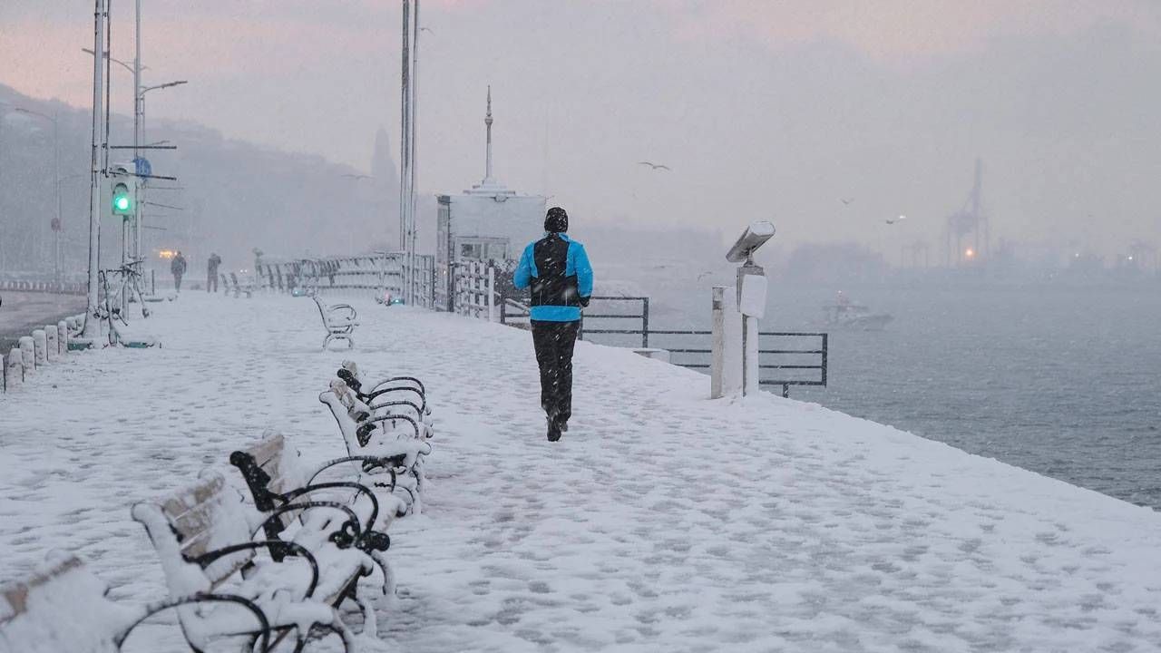 Lapa lapa yağacak! İstanbul’a kar geliyor: Uzman isim tarih vererek uyardı 3
