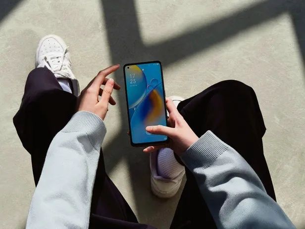 Kahramanmaraş’ta lisede skandal iddia: Kız öğrencilerin fotoğrafları izinsiz çekilip yapay zekayla +18 içeriklere dönüştürüldü, sitelere satıldı... 9