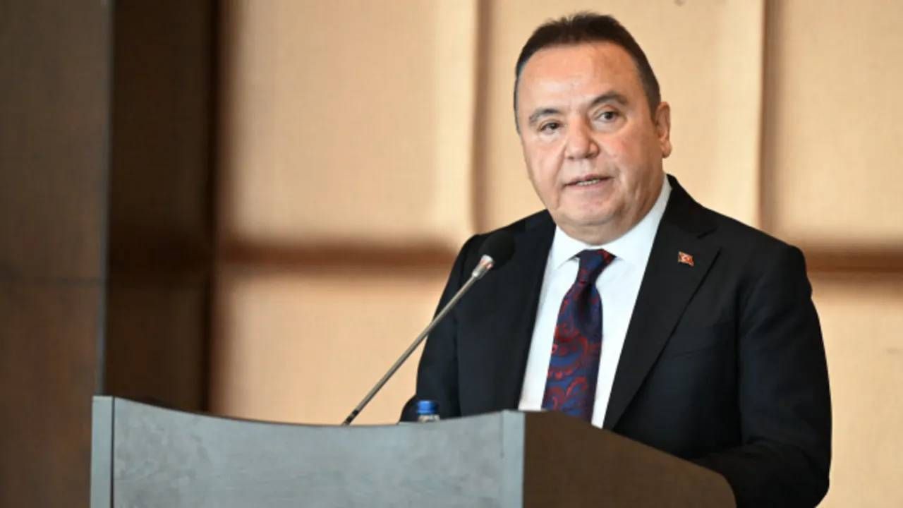 İBB davası karıştı! Tutuklu başkan Muhittin Böcek tanık olarak yer alıyor 5