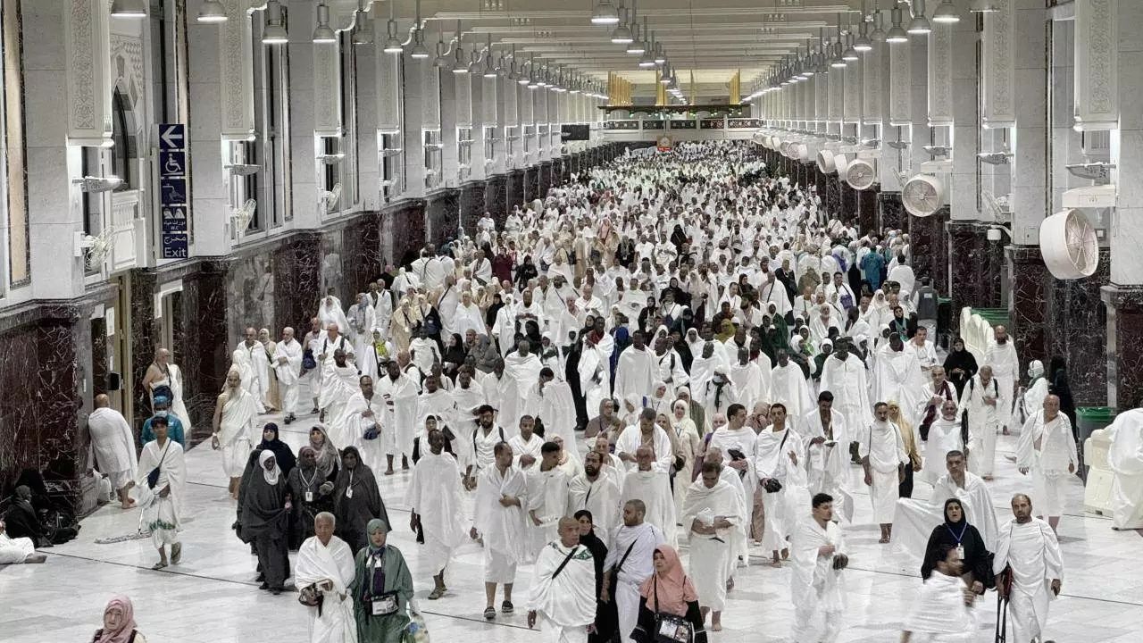 Mekke’de Türk umreci kafilesine facia: Otobüs çarptı, 1 kişi hayatını kaybetti! 2