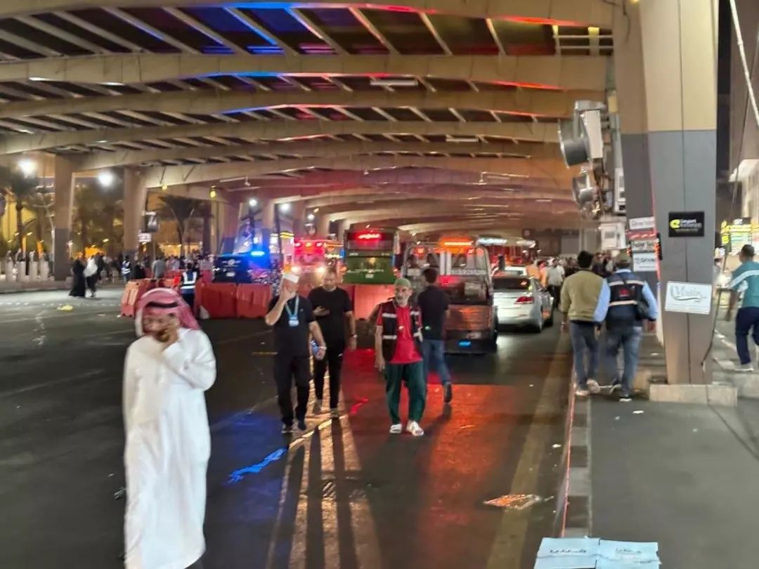 Mekke’de Türk umreci kafilesine facia: Otobüs çarptı, 1 kişi hayatını kaybetti! 4