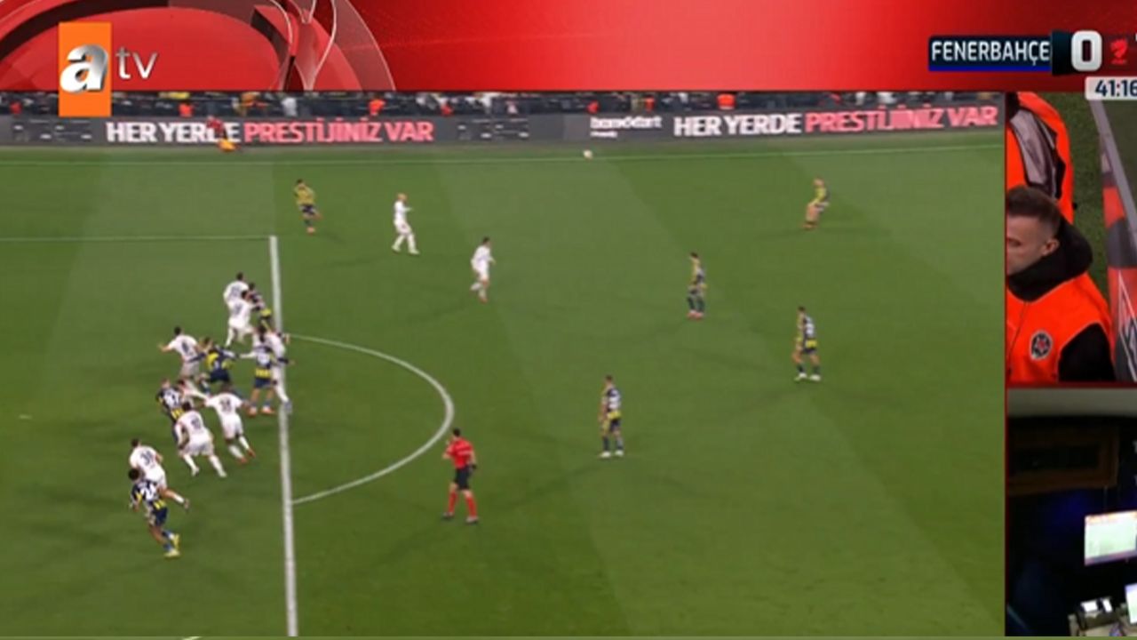 Fenerbahçe'nin VAR uyarısıyla aldığı penaltı 4