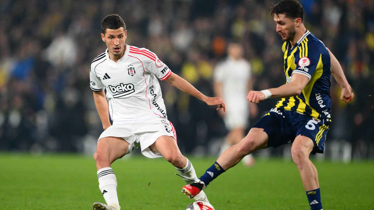 Sergen Yalçın derbi sonrası sert konuştu 1