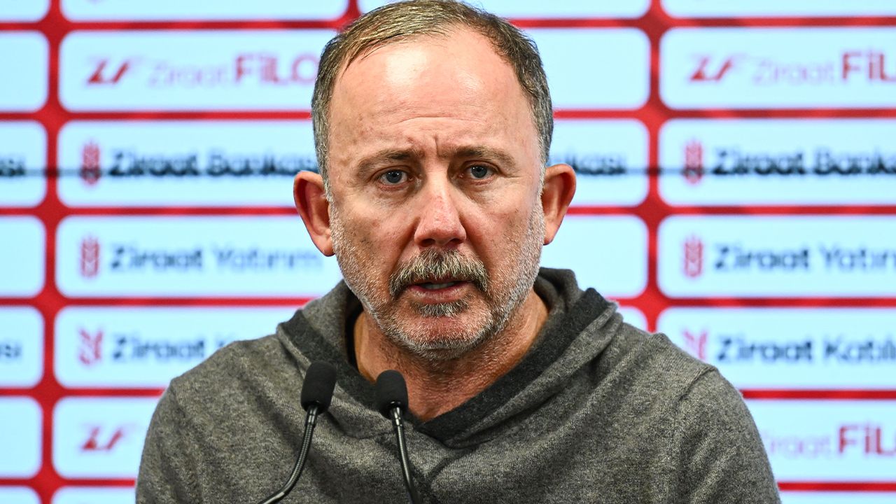 Sergen Yalçın derbi sonrası sert konuştu 9
