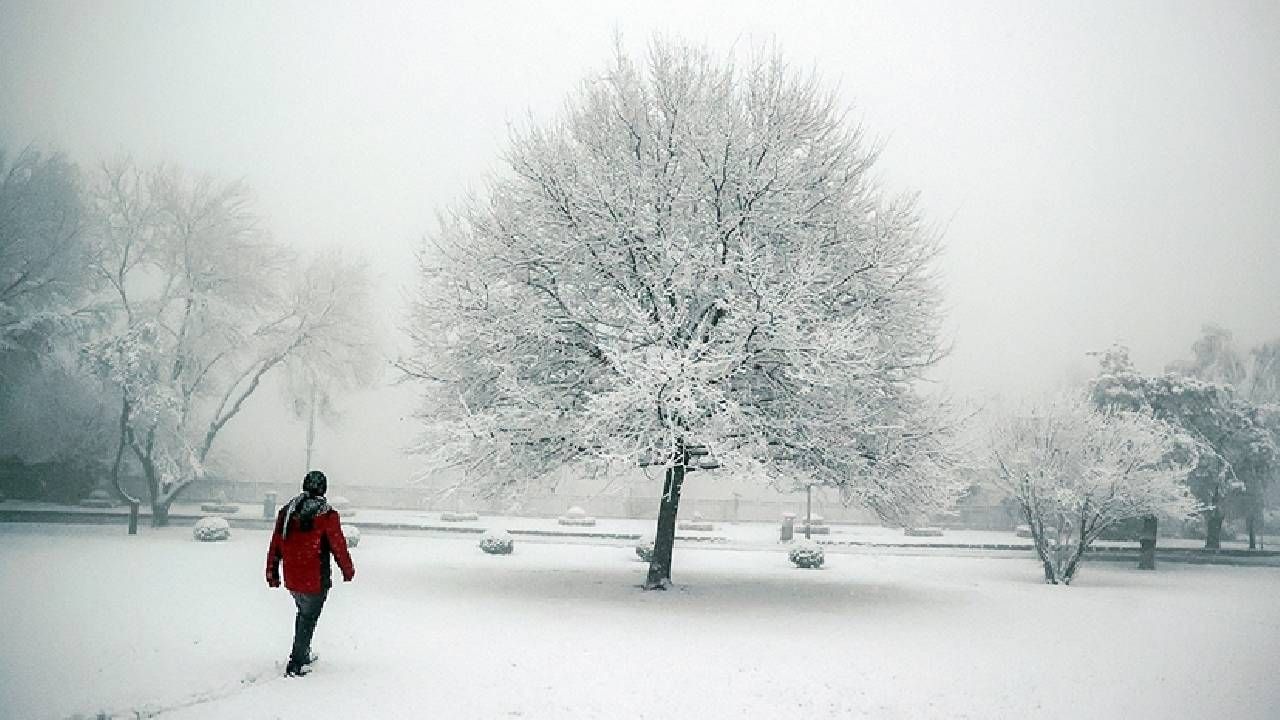 Yeni yıla bembeyaz girilecek! İstanbul’a kar geliyor! Meteoroloji sarı kodla uyardı: İşte o tarih... 2
