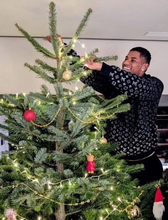 Futbolcuların Noel paylaşımları 24