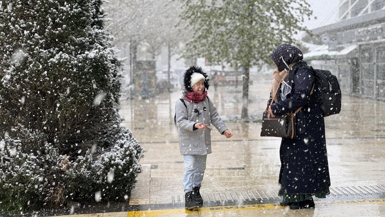 Yarın için 49 ilde kar alarmı! İşte kar yağışı beklenen illerimiz 43