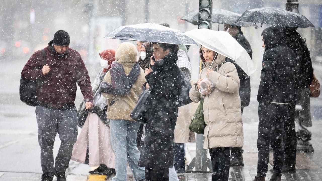 Yarın için 49 ilde kar alarmı! İşte kar yağışı beklenen illerimiz 44