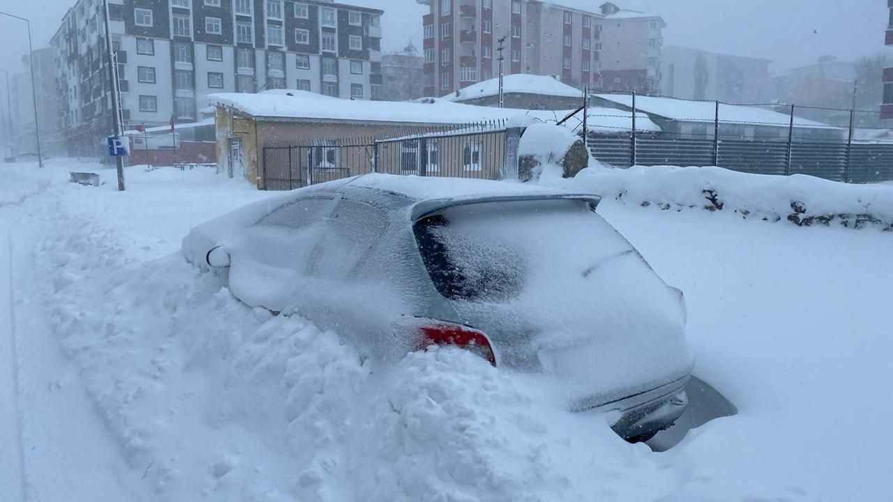 Yarın için 49 ilde kar alarmı! İşte kar yağışı beklenen illerimiz 48