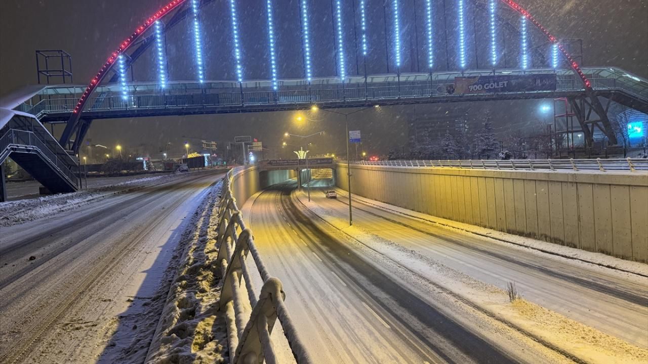 Yarın için 49 ilde kar alarmı! İşte kar yağışı beklenen illerimiz 7