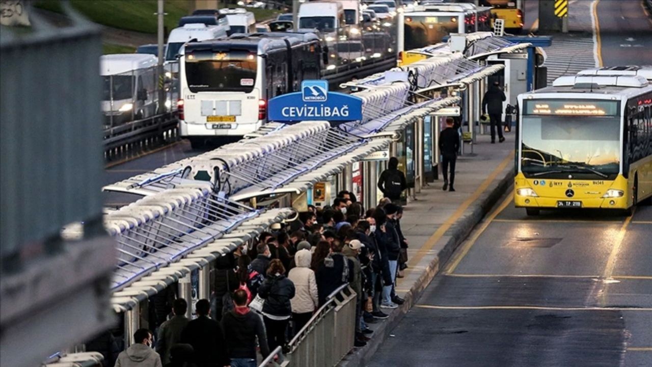 İstanbul'da 1 Ocak'ta toplu ulaşım tamamen ücretsiz olacak 1