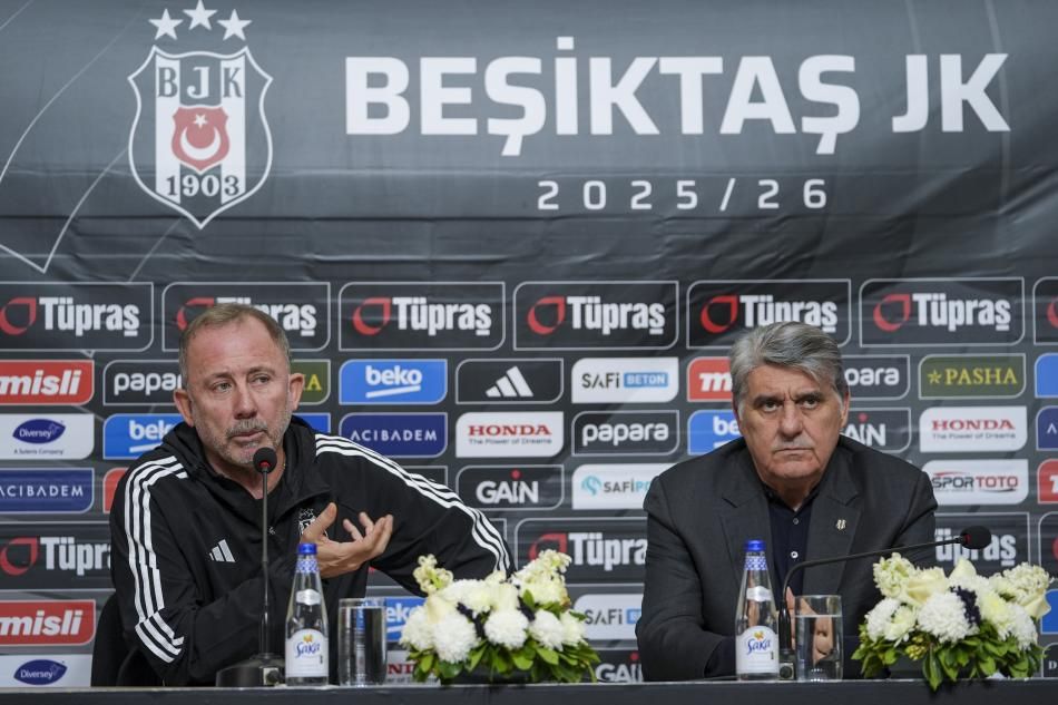 Beşiktaş ile Fenerbahçe arasında tarihi takas anlaşması! 4 futbolcu yer değiştirecek 6