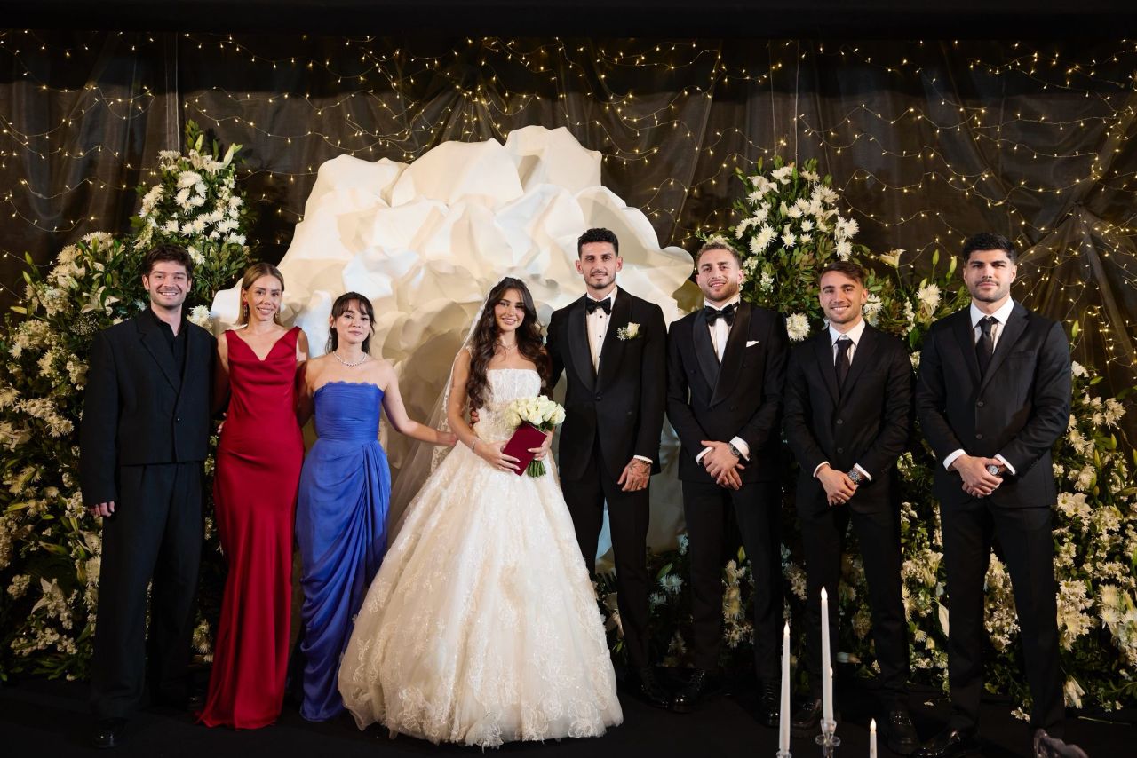 Samet Akaydın ile evlenen Hazal Çağlar'dan ilk hamle 2